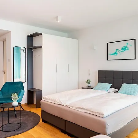 Ξενοδοχείο με διαμερίσματα Servento Boardinghouse 4*